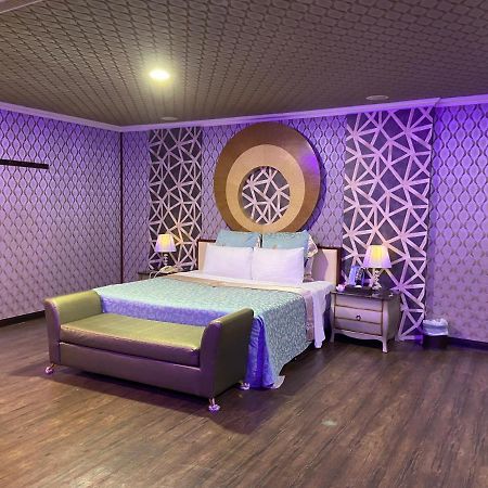 Huang Xing Motel Pingtung Dış mekan fotoğraf