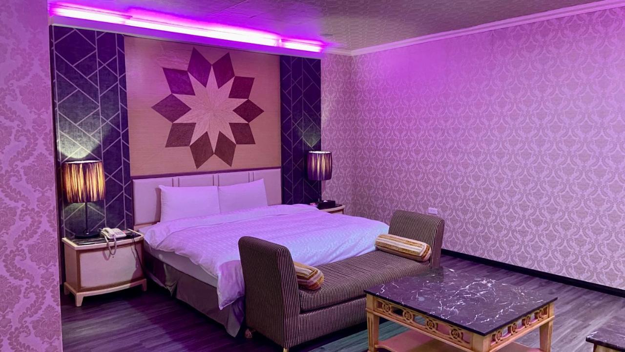 Huang Xing Motel Pingtung Dış mekan fotoğraf
