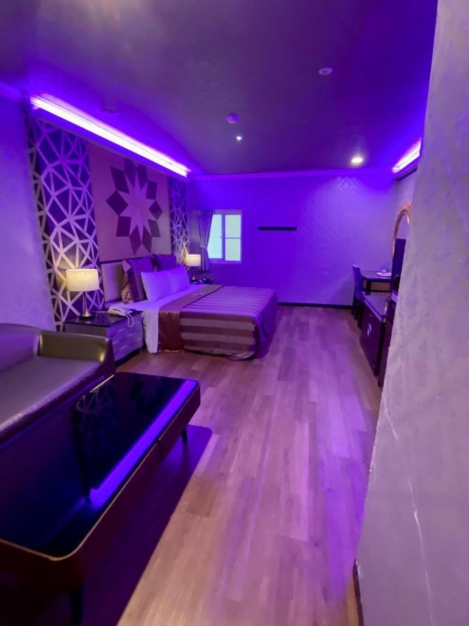 Huang Xing Motel Pingtung Dış mekan fotoğraf