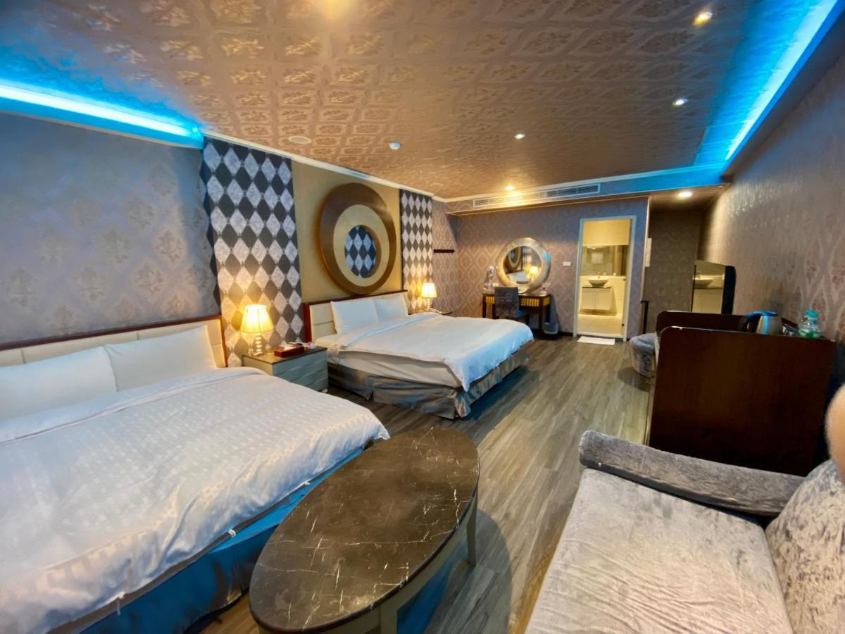 Huang Xing Motel Pingtung Dış mekan fotoğraf