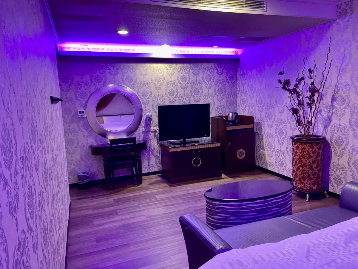 Huang Xing Motel Pingtung Dış mekan fotoğraf
