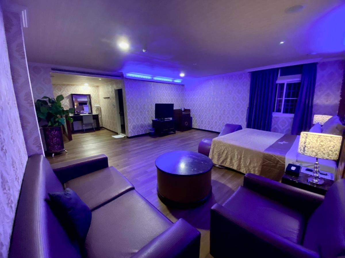 Huang Xing Motel Pingtung Dış mekan fotoğraf