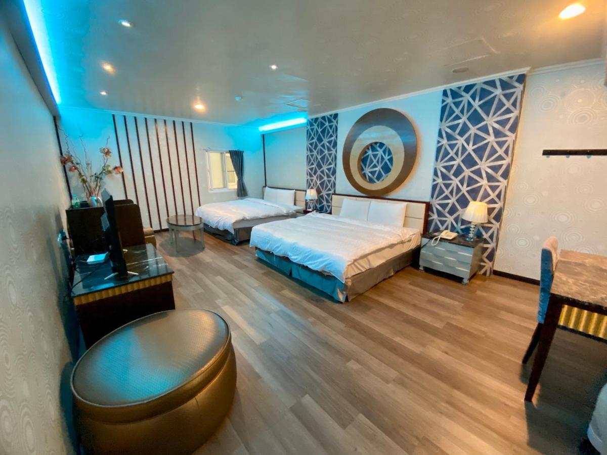 Huang Xing Motel Pingtung Dış mekan fotoğraf