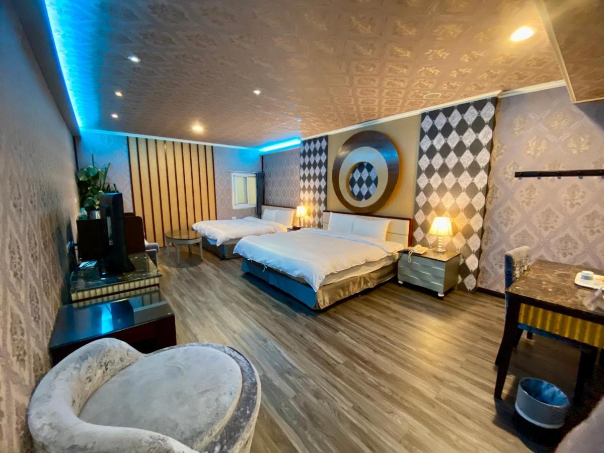 Huang Xing Motel Pingtung Dış mekan fotoğraf