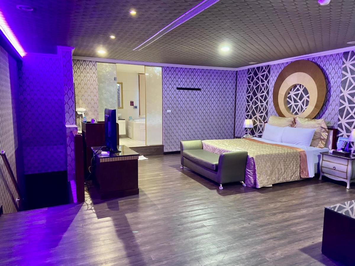 Huang Xing Motel Pingtung Dış mekan fotoğraf