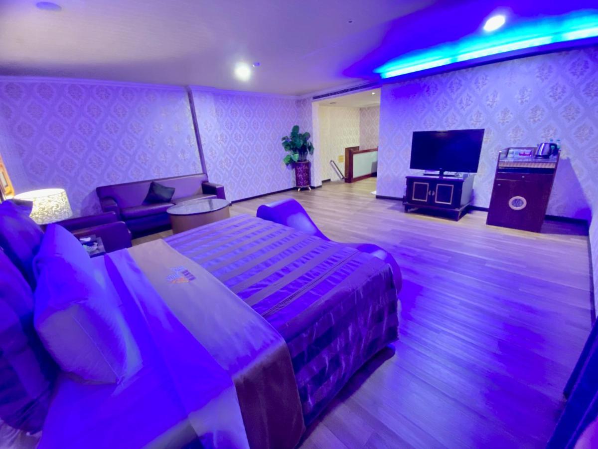 Huang Xing Motel Pingtung Dış mekan fotoğraf