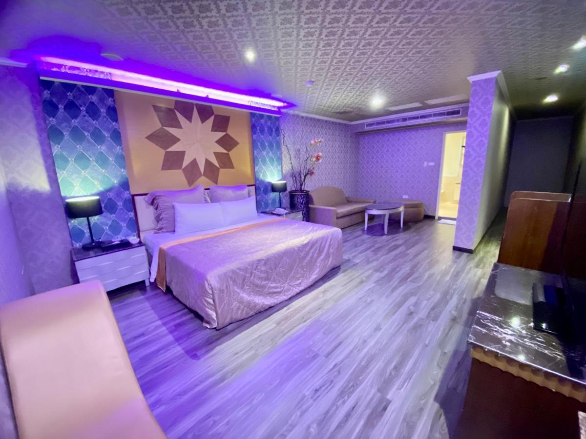 Huang Xing Motel Pingtung Dış mekan fotoğraf