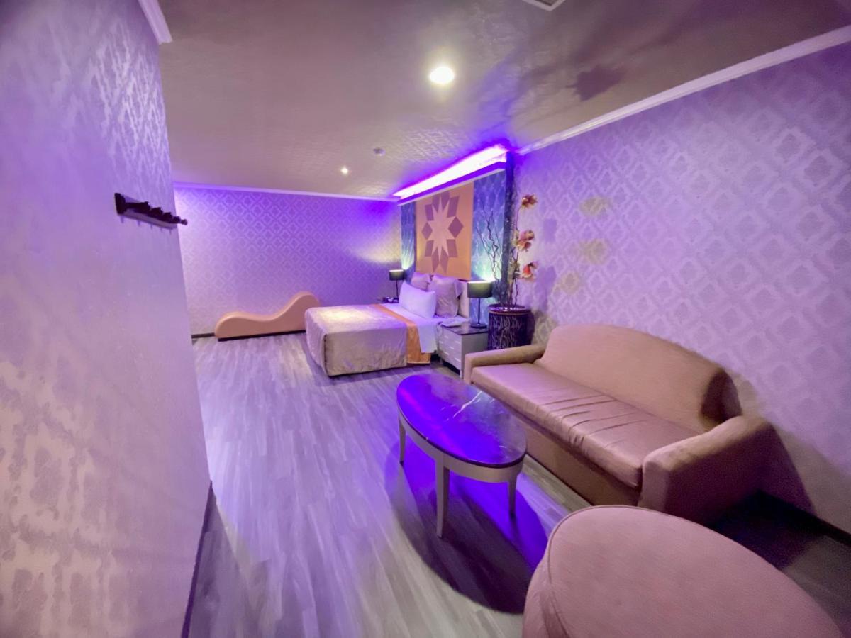Huang Xing Motel Pingtung Dış mekan fotoğraf