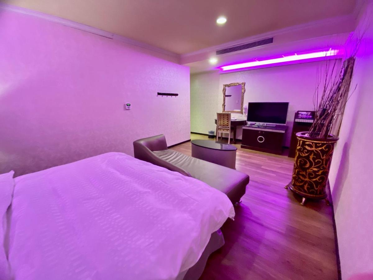 Huang Xing Motel Pingtung Dış mekan fotoğraf