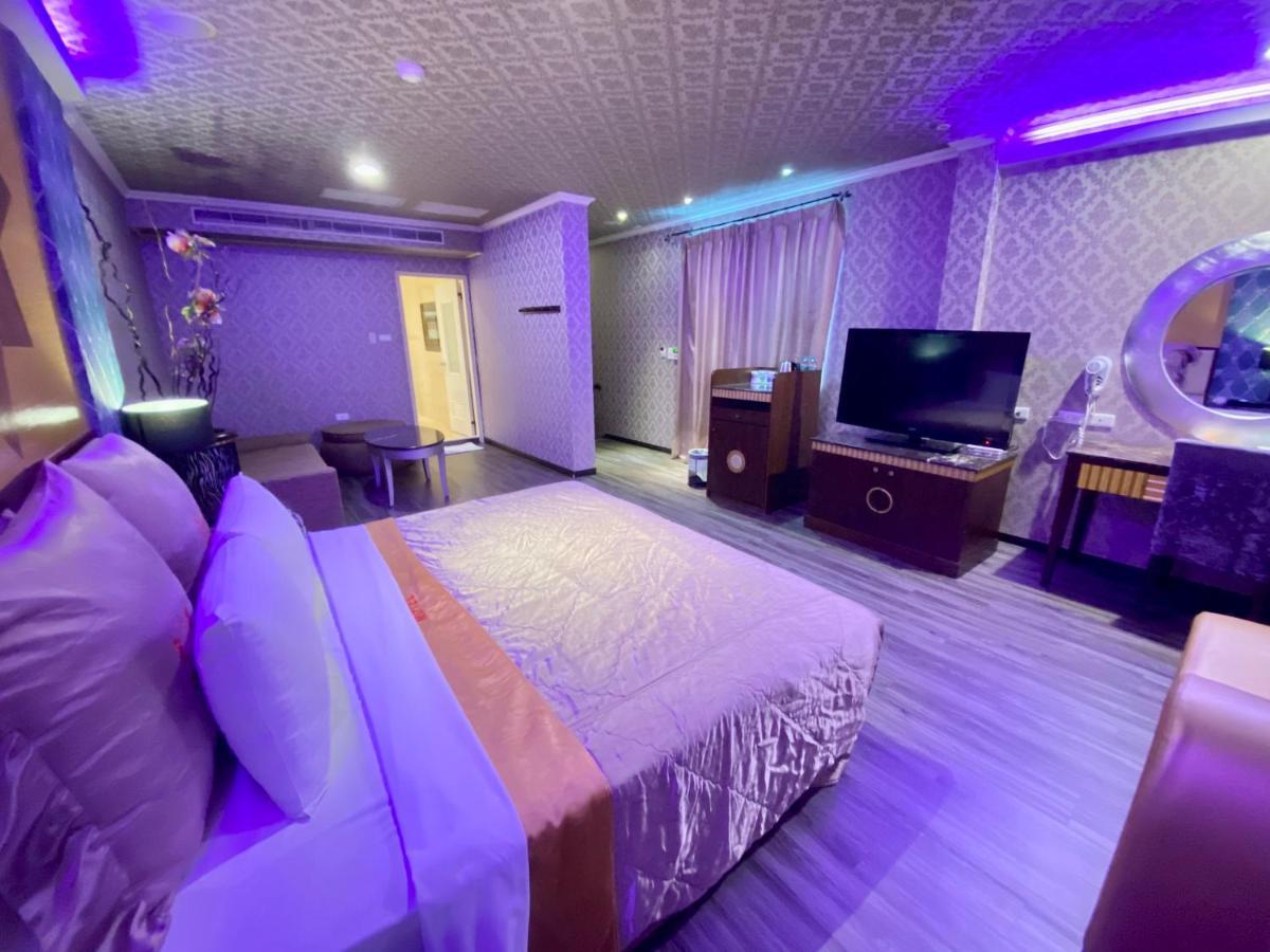 Huang Xing Motel Pingtung Dış mekan fotoğraf