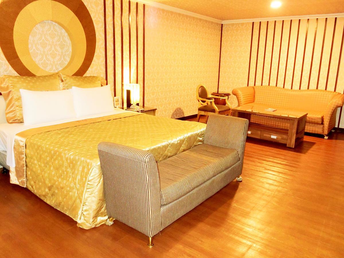 Huang Xing Motel Pingtung Dış mekan fotoğraf